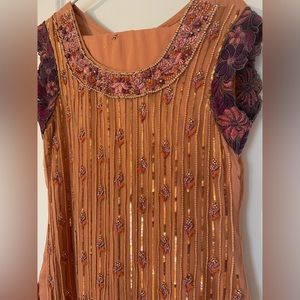 Heavy formal shalwar kameez, peach color
